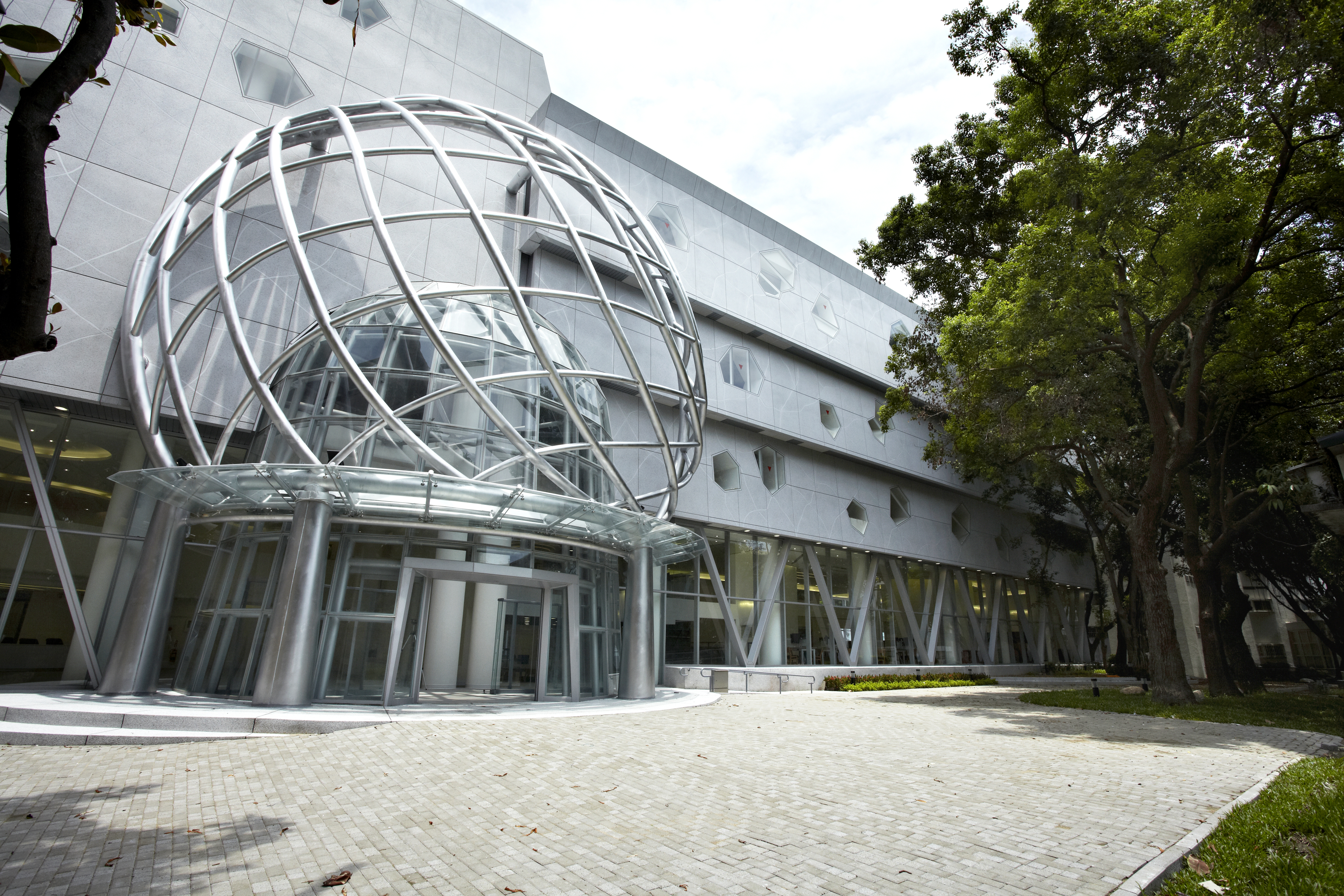 臺藝大圖書館照片